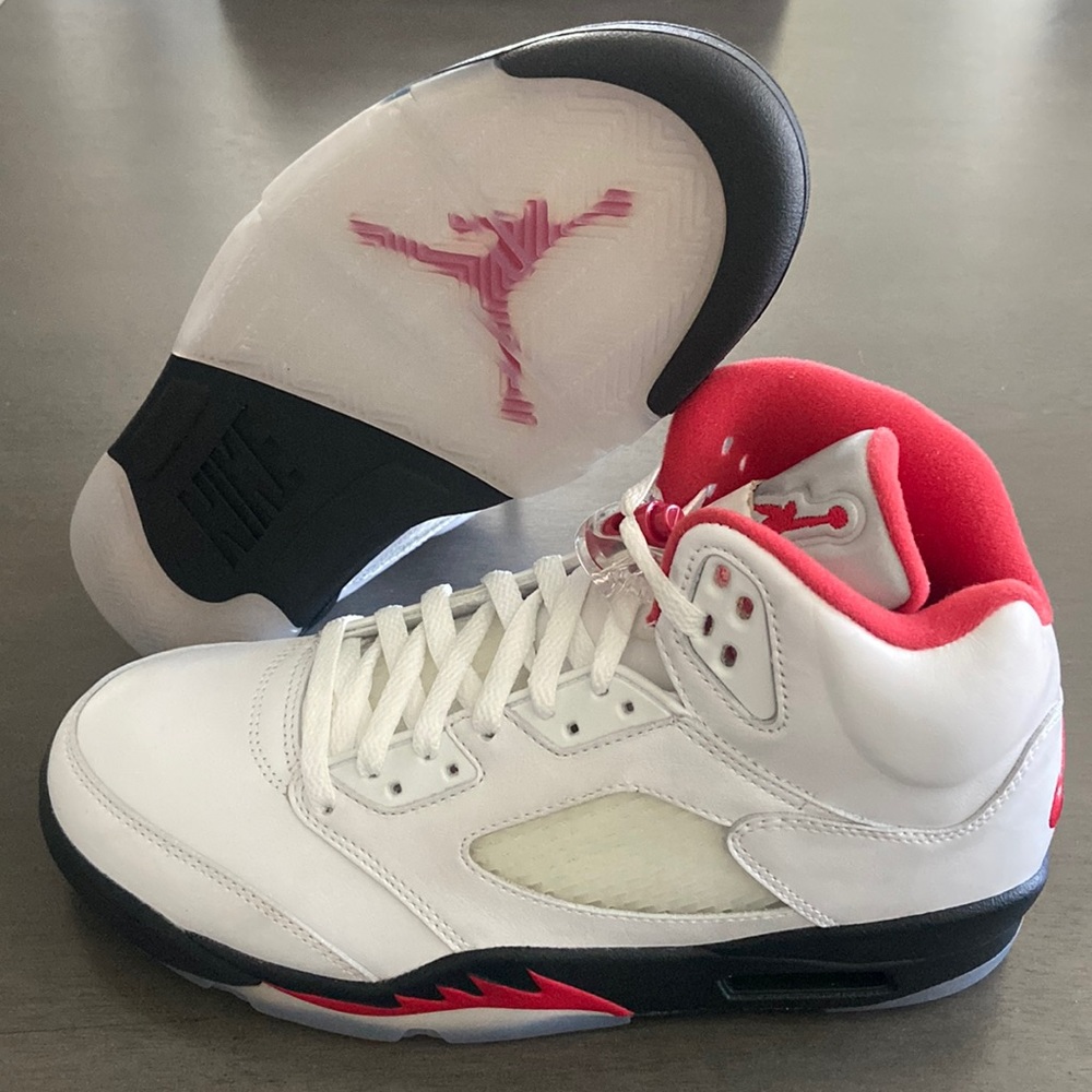 Air Jordan 5 Retro